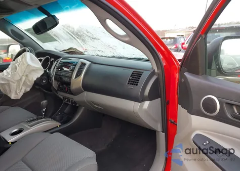 2012 Toyota Tacoma Base V6 z USA, uszkodzony, nr VIN 3TMMU4FN6CM041119